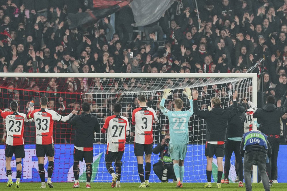 Kekuatan Pemain ke-12 Feyenoord