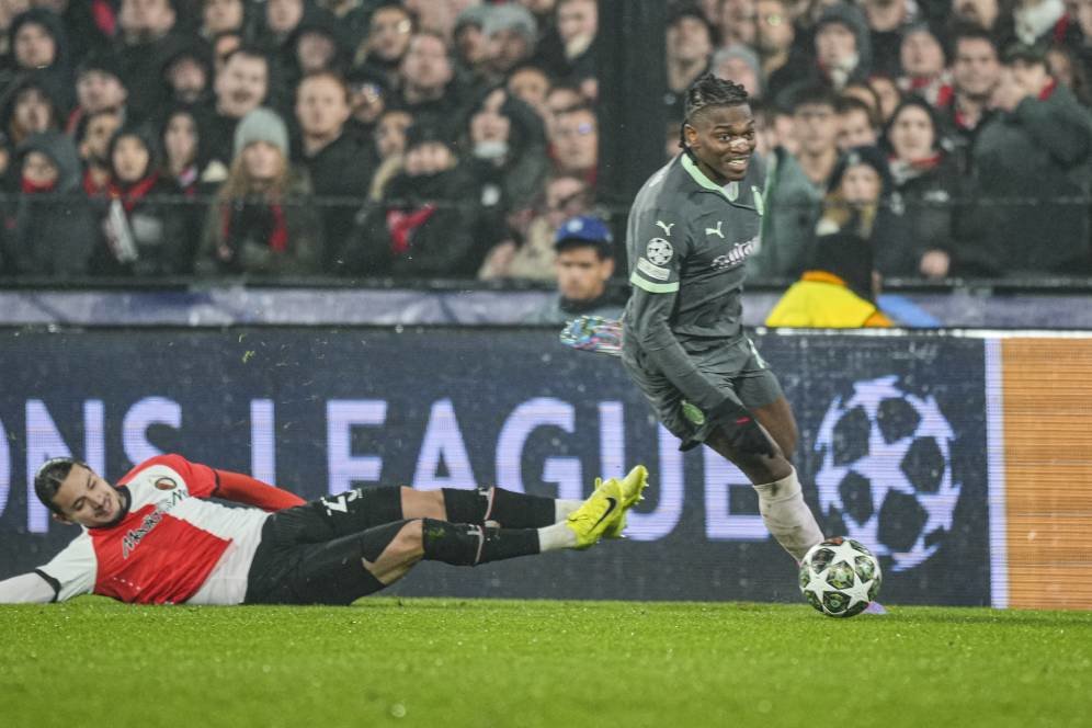 Rafael Leao Dikritik Bek Feyenoord: Tidak Terlalu Cepat dan Mudah Ditebak