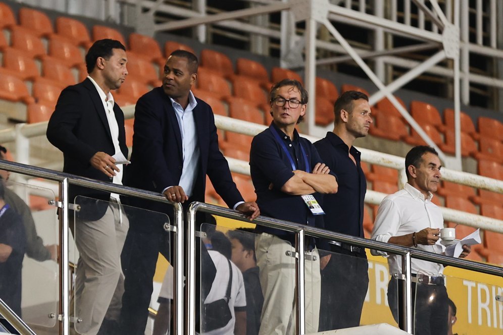 Patrick Kluivert Tertarik dengan Sjoerd Woudenberg sebagai Pelatih Kiper Timnas Indonesia karena Faktor-faktor Ini Patrick Kluivert Tertarik dengan Sjoerd Woudenberg sebagai Pelatih Kiper Timnas Indonesia karena Faktor-faktor Ini
