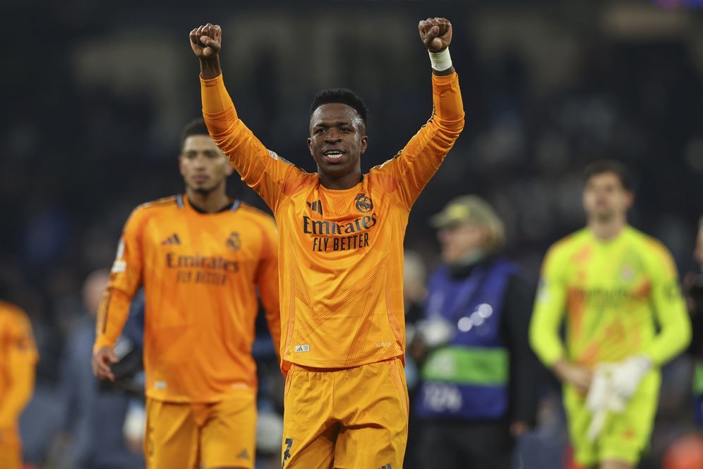 Ekspresi Rodri vs Vinicius Junior Usai Man City Dipermalukan Real Madrid: Berbeda 180 Derajat Ekspresi Rodri vs Vinicius Junior Usai Man City Dipermalukan Real Madrid: Berbeda 180 Derajat