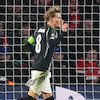 Odegaard Bersinar, Arsenal Pesta Gol