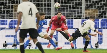 Kekalahan Italia dan Kekecewaan Donnarumma Kekalahan Italia dan Kekecewaan Donnarumma