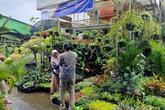 Sentuhan Teknologi di Pasar Bunga: Transformasi Bisnis Berkat BRILink dan Localoka