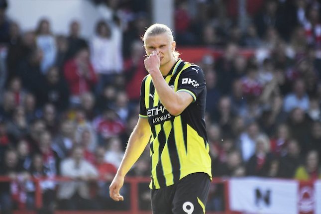 Haaland Dikecam karena Tak Ambil Penalti