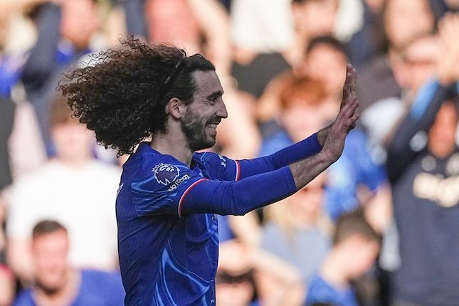 Performa Konsisten Cucurella