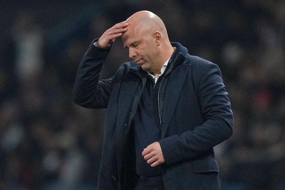 Liverpool Tersingkir dari Liga Champions, Arne Slot Cuma Bisa Tertawa Saat Ditanya Kontrak Baru Salah, Van Dijk, dan Alexander-Arnold Liverpool Tersingkir dari Liga Champions, Arne Slot Cuma Bisa Tertawa Saat Ditanya Kontrak Baru Salah, Van Dijk, dan Alexander-Arnold