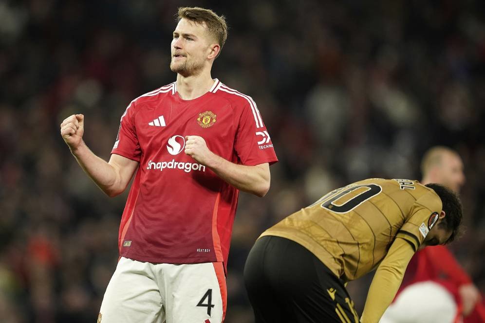 Sudah Jatuh, Tertimpa Tangga: De Ligt Absen Saat MU vs Bilbao di Leg 2 Semifinal Liga Europa? Sudah Jatuh, Tertimpa Tangga: De Ligt Absen Saat MU vs Bilbao di Leg 2 Semifinal Liga Europa?