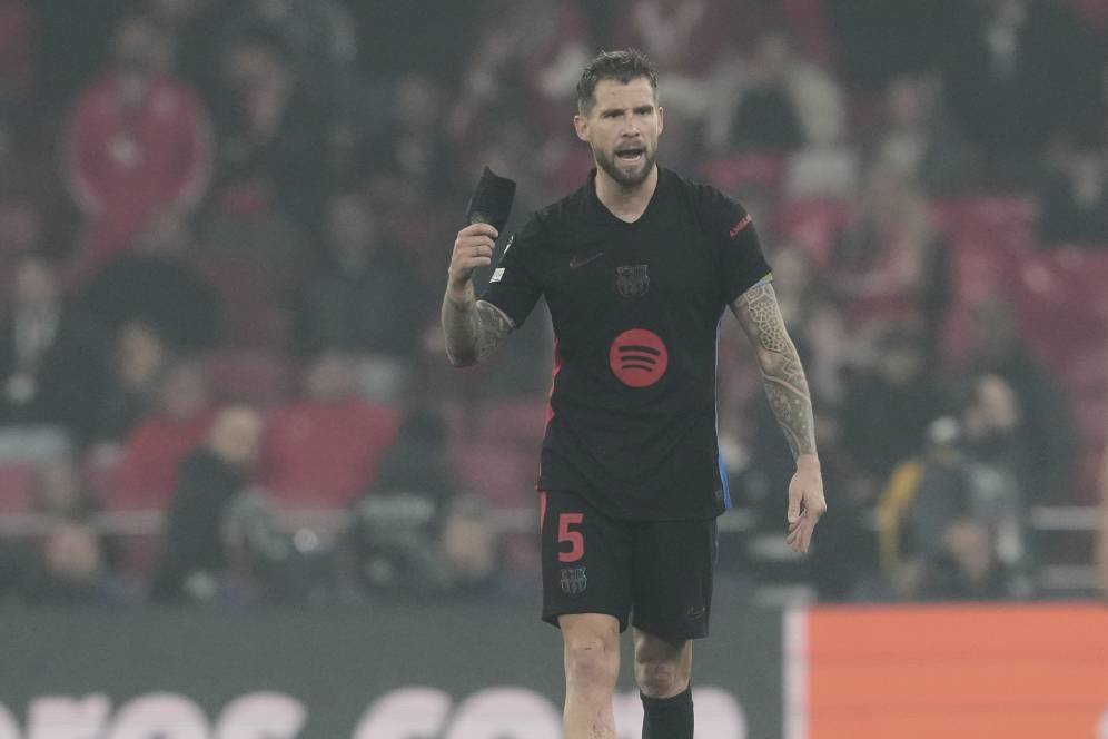 4 Cara Barcelona Tutup Lubang yang Ditinggal Inigo Martinez