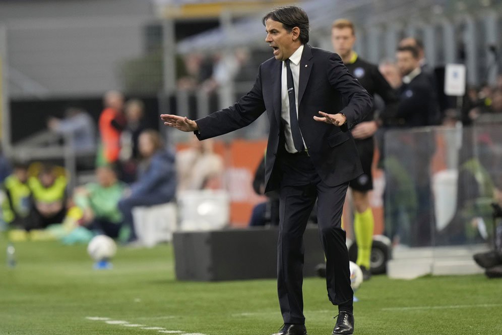 Dua Kali 'Offside', Simone Inzaghi Dapat Kartu Merah di Laga Inter Milan vs Udinese Dua Kali 'Offside', Simone Inzaghi Dapat Kartu Merah di Laga Inter Milan vs Udinese