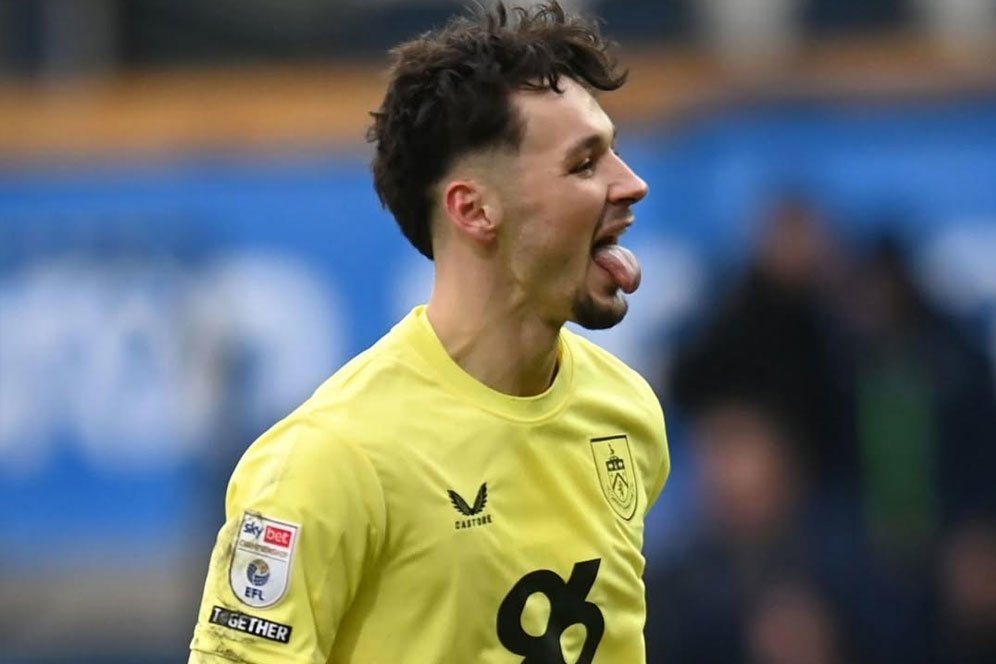 James Trafford Jadi Rekrutan Keenam Manchester City, Here We Go! James Trafford Jadi Rekrutan Keenam Manchester City, Here We Go!