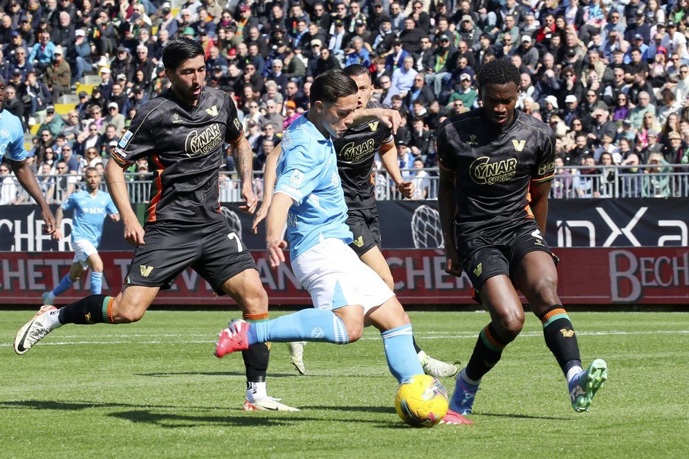 Hasil Serie A: Jelang Bela Timnas Indonesia, Kapten Jay Idzes Bantu Venezia Imbangi Napoli Hasil Serie A: Jelang Bela Timnas Indonesia, Kapten Jay Idzes Bantu Venezia Imbangi Napoli