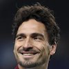 Mats Hummels Umumkan Pensiun Akhir Musim: Salam Perpisahan dari Sang Bek Legendaris