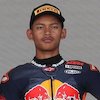 18 Rider Sengit Sejak Start, Veda Ega Pratama Lega Rebut Kemenangan Perdana di Race 1 Red Bull Rookies Cup Italia 2025
