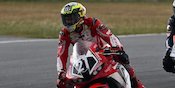 Hasil Race 1 ARRC SS600 Malaysia 2025: Adenanta Putra Kibarkan Bendera Merah Putih di Podium Terpuncak