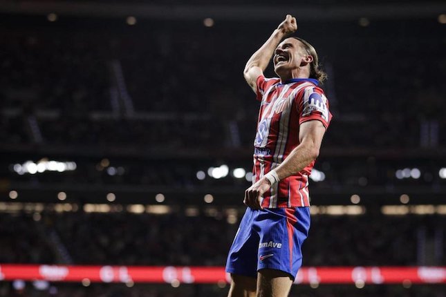 7. Antoine Griezmann – €206 juta (sekitar Rp3,95 triliun) 7. Antoine Griezmann – €206 juta (sekitar Rp3,95 triliun)