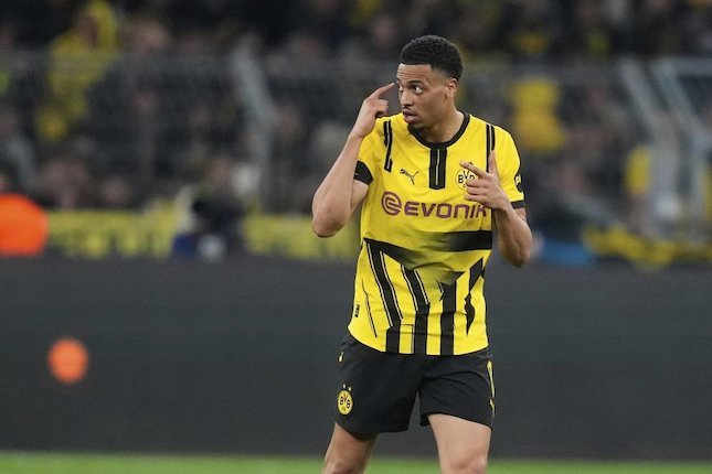 Meledak Bersama Dortmund dan Jadi Top Skor Eropa