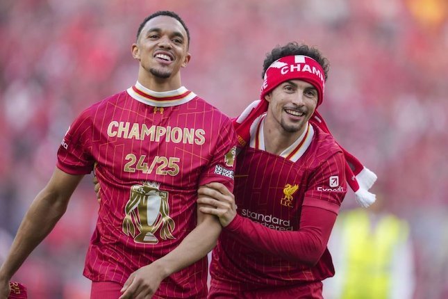 Kapan Liverpool Akan Mengangkat Trofi Premier League? Kapan Liverpool Akan Mengangkat Trofi Premier League?