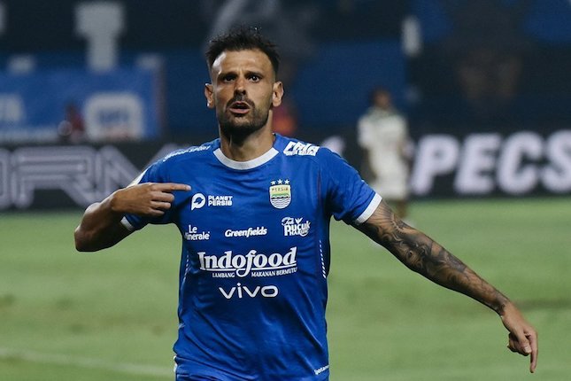 Persib Bandung Masih di Puncak