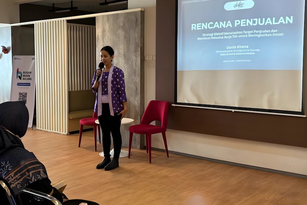 Naik Kelas dengan Rencana Penjualan: Pelatihan UMKM di Rumah BUMN Kota Malang by BRI Naik Kelas dengan Rencana Penjualan: Pelatihan UMKM di Rumah BUMN Kota Malang by BRI