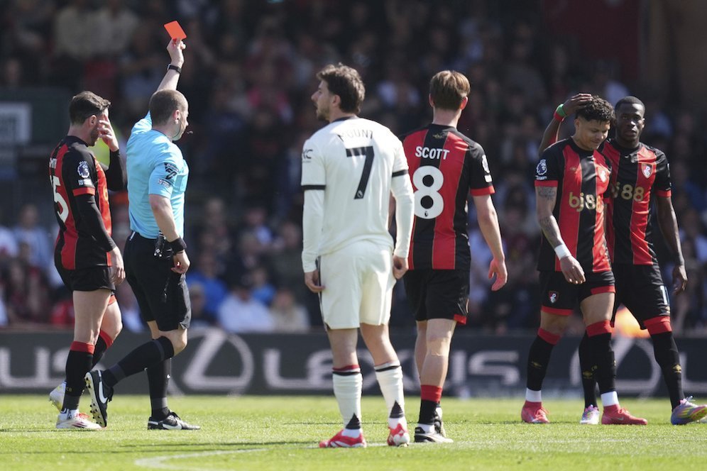 Bournemouth Geram dengan Keputusan VAR Lawan MU: Ini Tidak Masuk Akal!