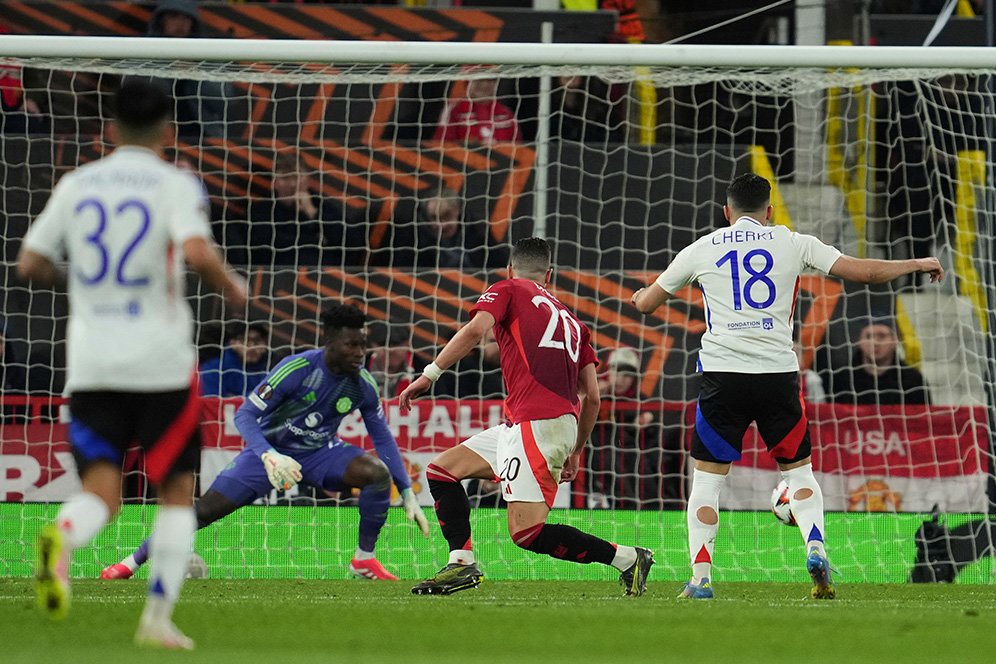 Manchester United Kian Kepincut dengan Bintang Lyon Ini