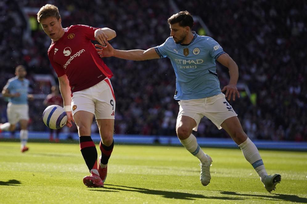 Amorim Jelaskan Kondisi Maguire usai Ditarik Keluar dalam Derby Manchester