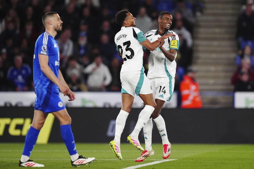 Newcastle Bantai Leicester, Dekati Zona Liga Champions