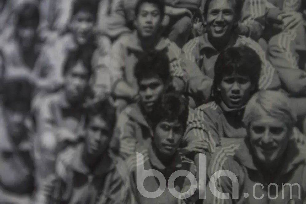 Kabar Terkini Skuad Timnas Indonesia Saat Juara Piala Pelajar Asia 1984: Ada yang Jadi Youtuber dan PNS! Kabar Terkini Skuad Timnas Indonesia Saat Juara Piala Pelajar Asia 1984: Ada yang Jadi Youtuber dan PNS!