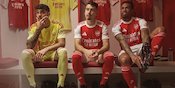 Gaya Gotik dan Terinspirasi Musim 1990/91, Ini Penampilan Keren Jersey Arsenal Musim 2025/2026