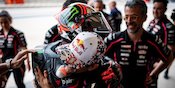 Jorge Martin Ucapkan Terima Kasih ke Marco Bezzecchi, Apresiasi Kemajuan Performa Aprilia di MotoGP 2025 Jorge Martin Ucapkan Terima Kasih ke Marco Bezzecchi, Apresiasi Kemajuan Performa Aprilia di MotoGP 2025