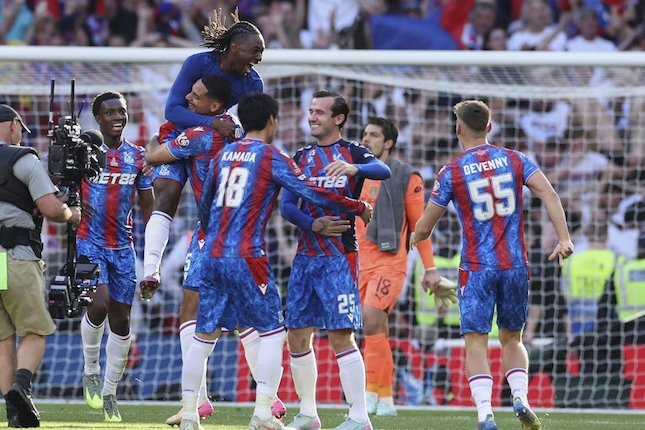 Kontroversi Final Piala FA: Dean Henderson Harusnya Kartu Merah Sebelum ...