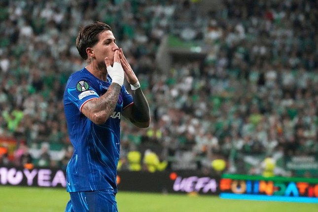 4. Enzo Fernandez