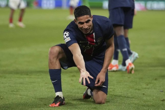 4. Achraf Hakimi