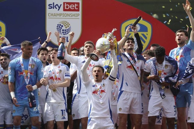Leeds Juara, Burnley Gagal di Detik Terakhir
