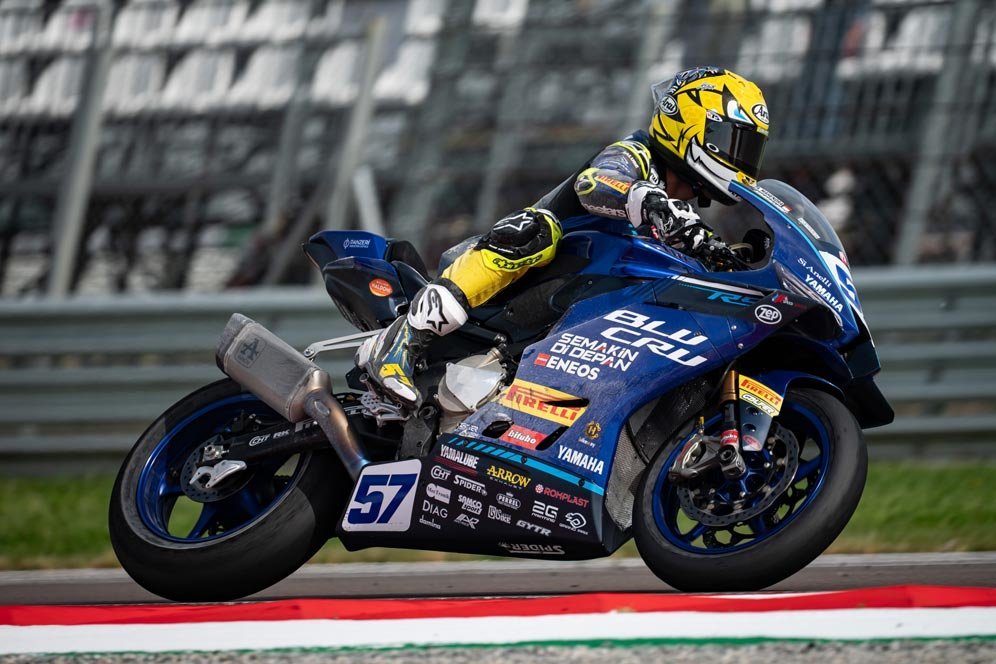 Hasil Superpole WorldSSP Ceko 2025: Lucas Mahias Sabet Pole, Aldi Satya Mahendra Start Ke-11