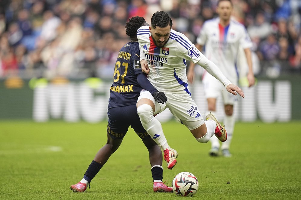 Man City Resmikan Transfer Rayan Cherki Jelang Club World Cup