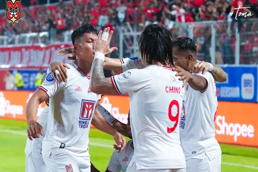 Malut United Tidak Terkalahkan dalam 13 Laga Terakhir BRI Liga 1: Bekuk Persib, Persebaya, dan Dewa United Malut United Tidak Terkalahkan dalam 13 Laga Terakhir BRI Liga 1: Bekuk Persib, Persebaya, dan Dewa United