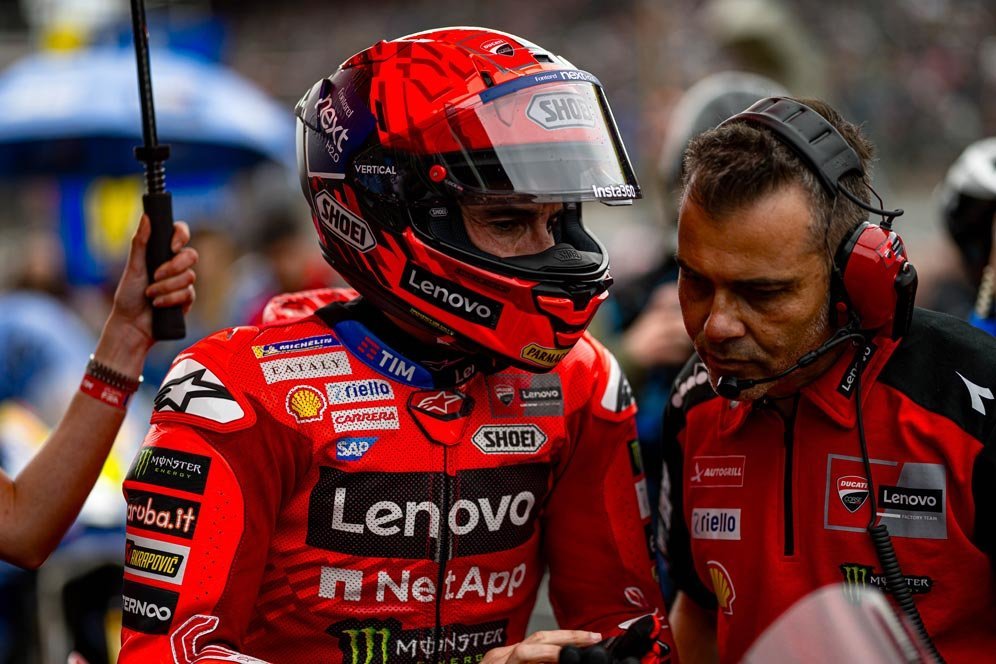 11 Merek Helm Pembalap MotoGP 2025, Lalui Berbagai Tes Agar Aman dan Layak Dipakai Balapan 11 Merek Helm Pembalap MotoGP 2025, Lalui Berbagai Tes Agar Aman dan Layak Dipakai Balapan