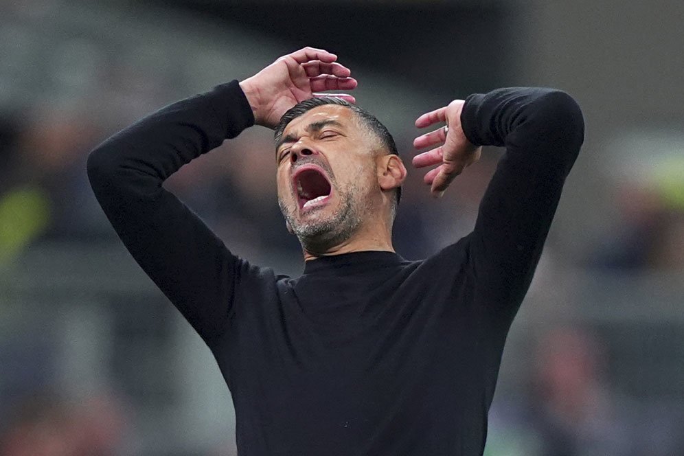Penilaian Untuk Conceicao Selama di Milan: Lumayan Bagus, Tak Buruk Jika Akhiri Musim Dengan Dua Trofi