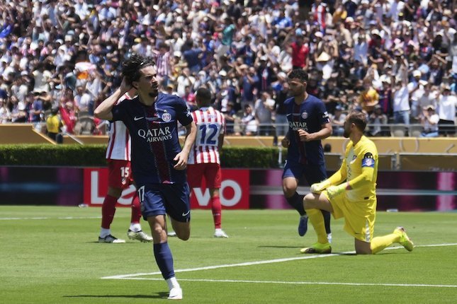 PSG Tak Beri Ampun PSG Tak Beri Ampun