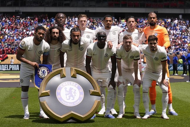 Kondisi Finansial yang Kini Lebih Sehat Para pemain Chelsea berpose sebelum laga melawan Flamengo di Grup D Piala Dunia Antarklub 2025. (c) AP Photo/Chris Szagola