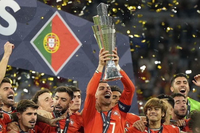 Era Ronaldo: Portugal Naik Tahta di Eropa Era Ronaldo: Portugal Naik Tahta di Eropa