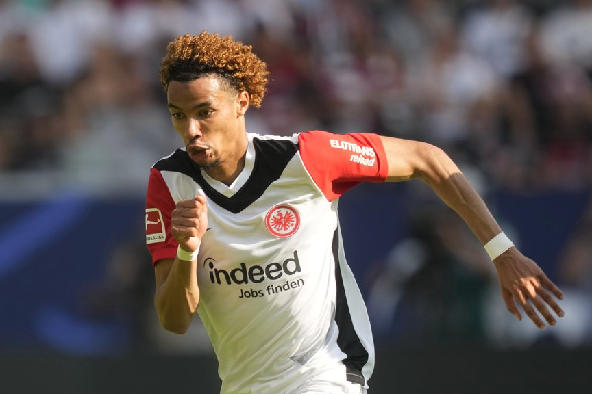 Perang Liverpool vs Newcastle: The Reds Dekati Alexander Isak dan Hugo Ekitike Sekaligus Perang Liverpool vs Newcastle: The Reds Dekati Alexander Isak dan Hugo Ekitike Sekaligus