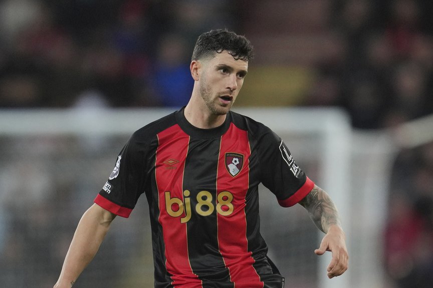 Juventus Mencari Bek Hingga ke Bournemouth, Siapa Incarannya?