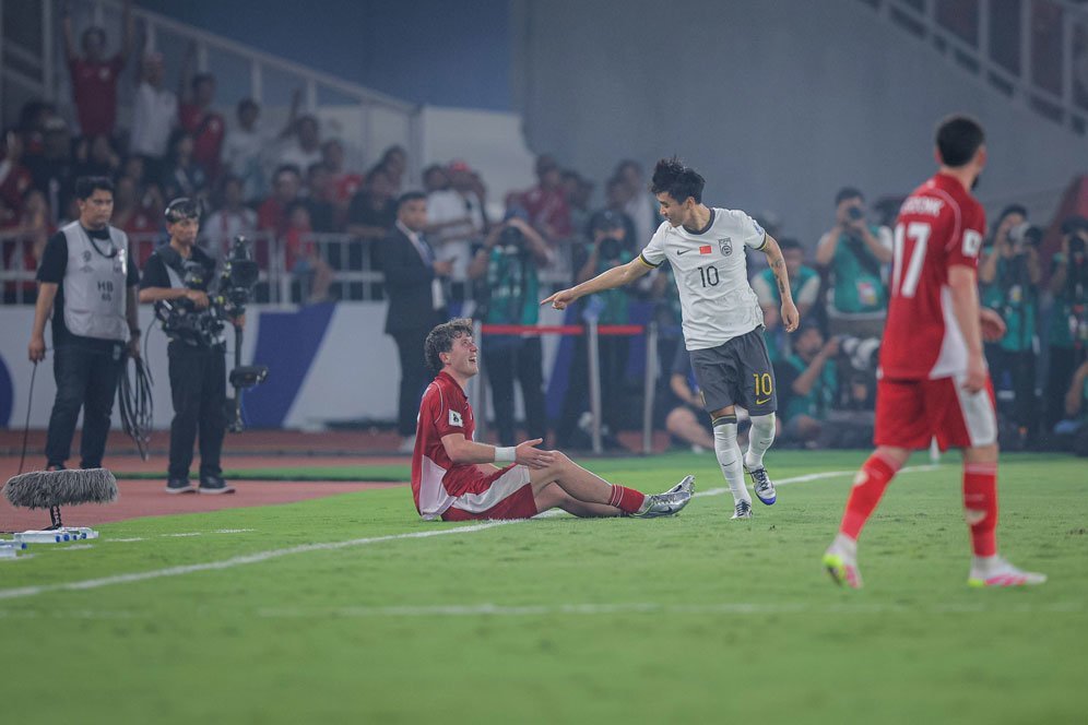 Ketika Aksi Teatrikal Jenius Jay Idzes dan Egy Maulana Vikri Bantu Ole Romeny Cetak Gol Penalti