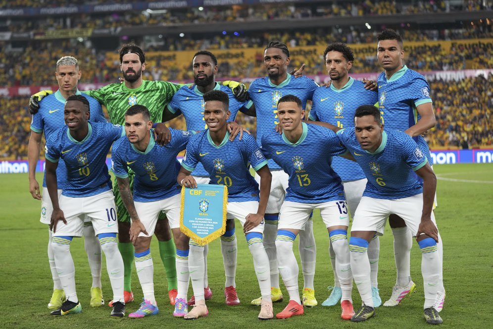 Brasil vs Paraguay: Butuh Lebih dari Sekadar Nama Besar