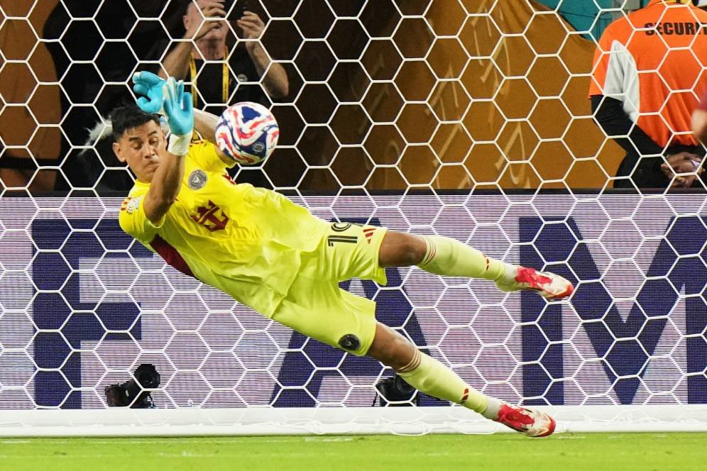 Man of the Match Al Ahly vs Inter Miami: Oscar Ustari