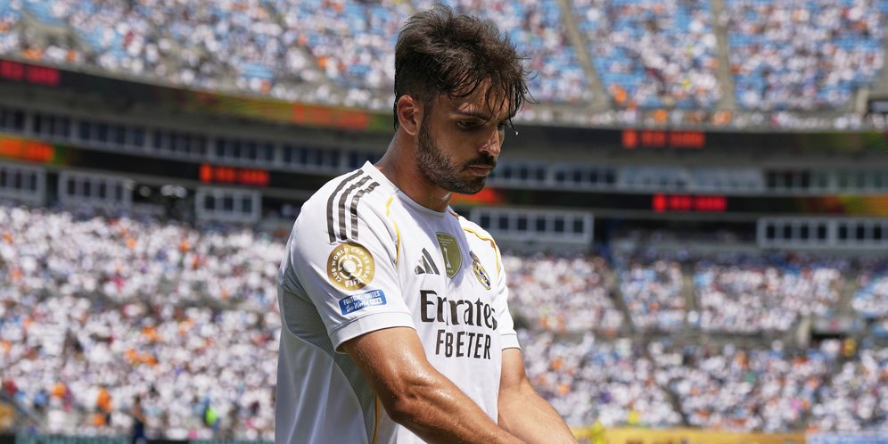 Performa Menurun Drastis, Raul Asencio Jadi Kambing Hitam Kekalahan Madrid