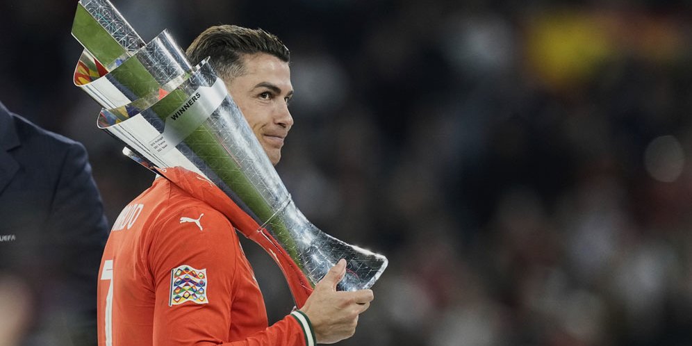 Cristiano Ronaldo Bermain Sambil Menahan Sakit, Portugal Tetap Juara!