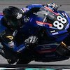 Tampil Garang, Candra Hermawan Hampir Persembahkan Podium untuk Yamaha Racing Indonesia di Race 1 ARRC Mandalika 2025